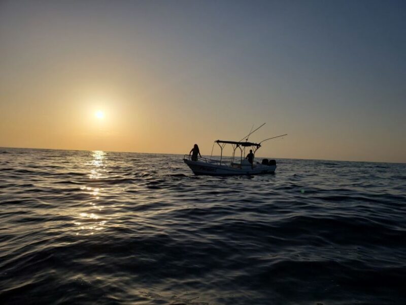 Huatulco: Sunset Boat Tour - Safety and Precautions