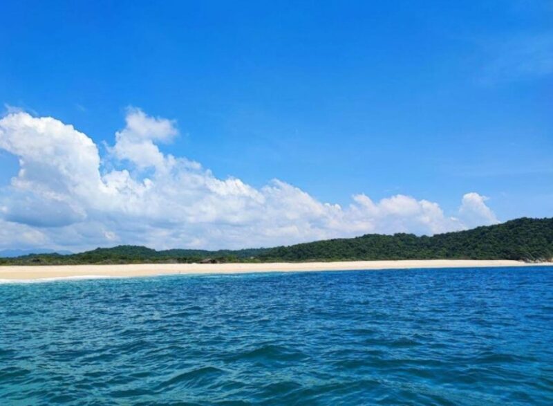 Huatulco: Tour of the Bays by Boat - Experience Highlights
