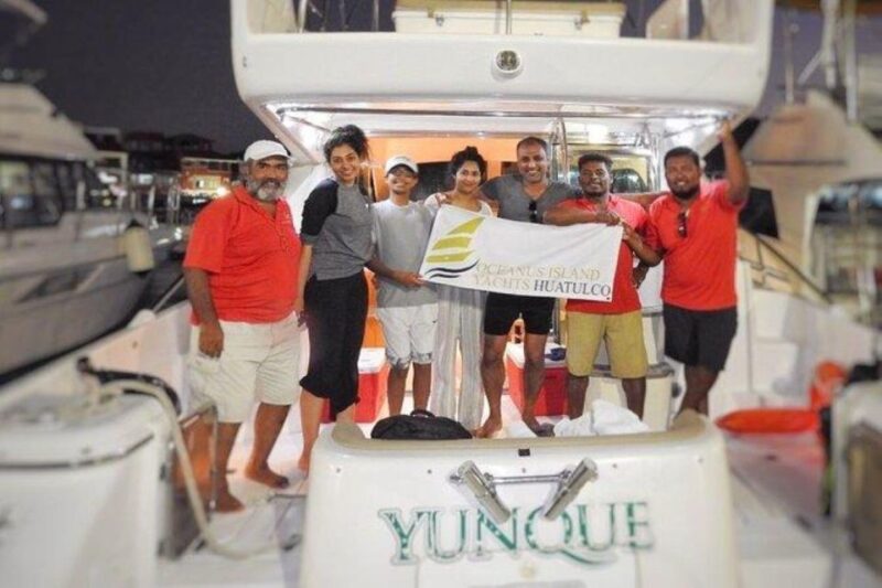 Huatulco: Yacht Charter With Crew in Santa Cruz Huatulco - Frequently Asked Questions