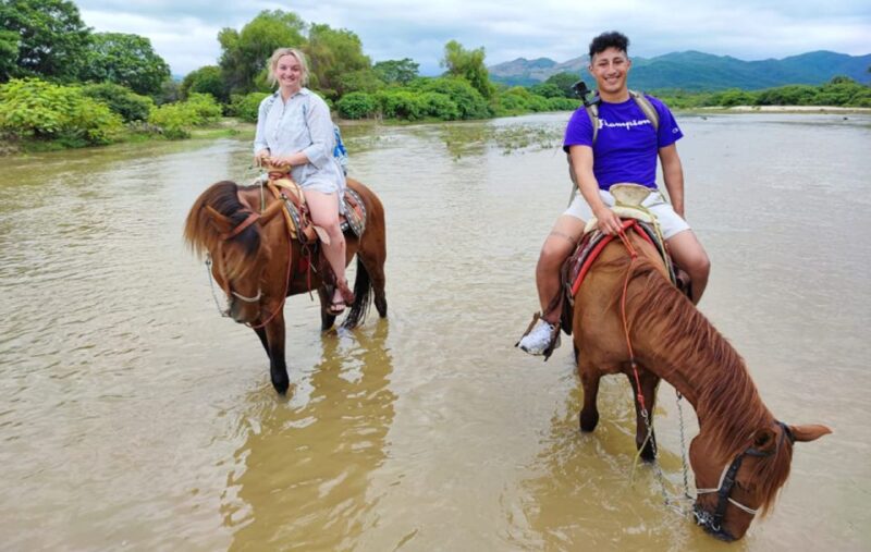 Huatulco:Turtle Release,Horseback Riding and Bioluminescence - Key Points