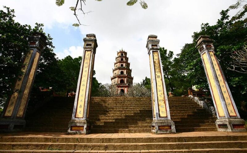 Hue Boat Tour On Perfume River - Thien Mu Pagoda
