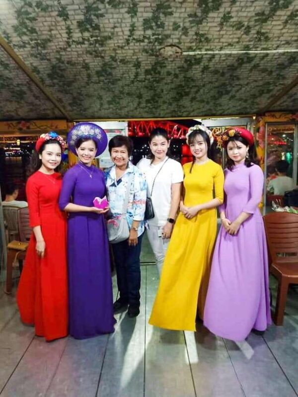 Hue By Night A Romantic Dragon Boat Cruise - Customer Feedback