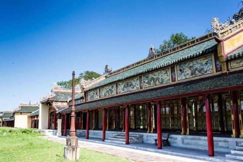 Hue City Day Tour From Da Nang & Hoi an by Car & Dragon Boat - Thien Mu Pagoda and Perfume River Cruise