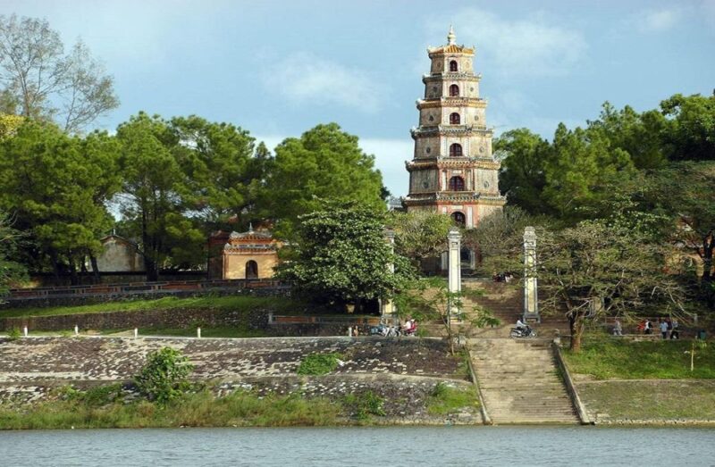 Hue City Day Tour From Da Nang & Hoi an by Car & Dragon Boat - Taking in Vietnamese Royal Culture and History