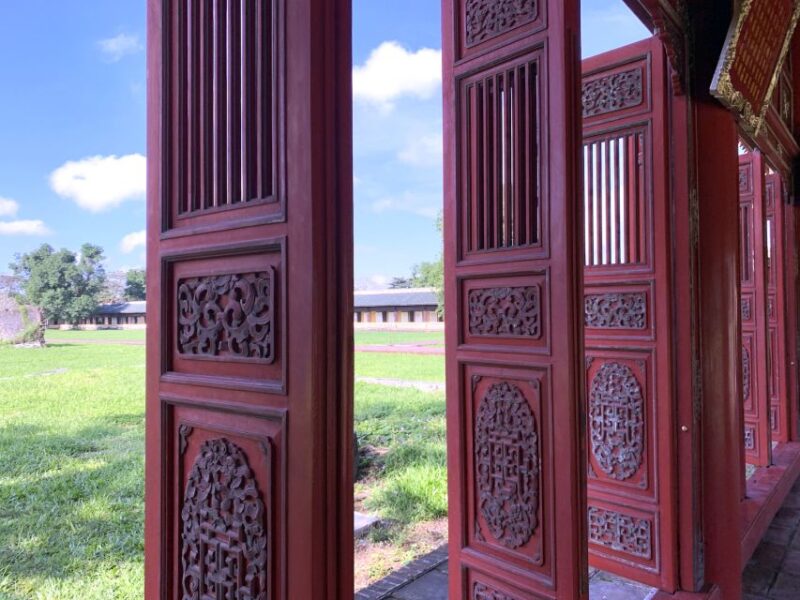 Hue: City Highlights and Craft Villages Tour With Lunch - Itinerary