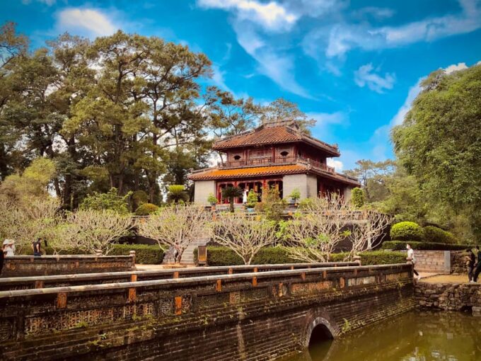 Hue : City Highlights Full Day Tour With Lunch - Photo Opportunities