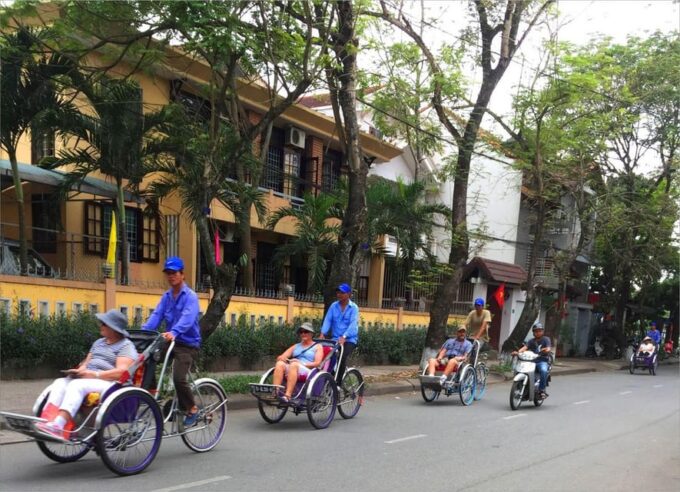 Hue City Private Cyclo Tour: Hidden Gem Exploration - Pickup Location and Duration
