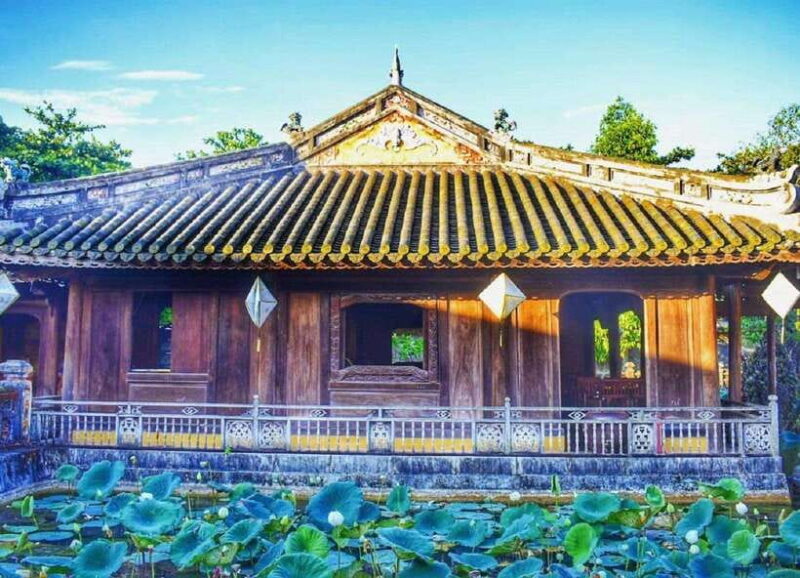 Hue City Tour Half Day by Private Car & Dragon Boat Option - Tour Experience