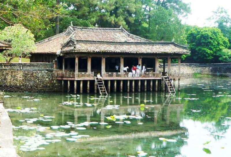Hue City Tour Half Day by Private Car & Dragon Boat Option - Accessibility and Group Information