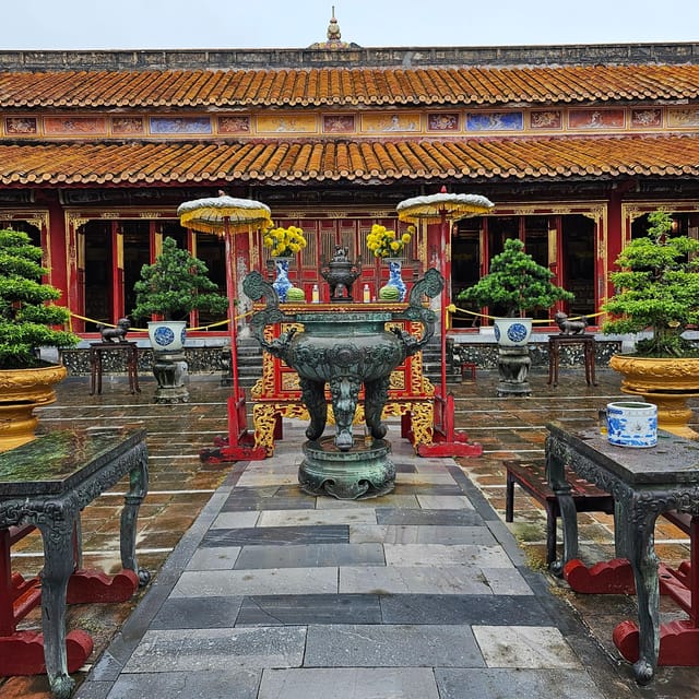 Hue City Tour Half Day: Imperial City and Tu Duc Tomb by Car - Frequently Asked Questions