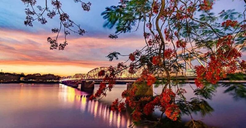 Hue Cuisine Trip On Huong River - Key Points