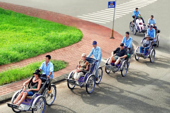 Hue: Cyclo Ride and Dragon Boat Dinner - Free Cancellation Policy