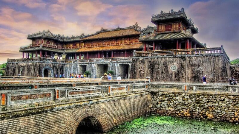 Hue Day Tour Discover Hue Imperial & Hai Van Pass - Explore Khai Dinh Tomb