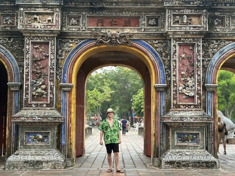Hue : Deluxe Walking Tour to Imperial City With Local Guide - Important Information