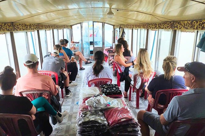 Hue Dragon Boat Tour: Hon Chen Palace, Royal Tombs, Pagoda - Exploring Royal Tombs