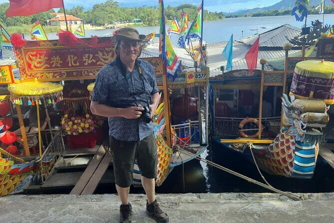Hue Dragon Boat Tour: Perfume River, Royal Tombs, Hon Chen Temple - FAQ