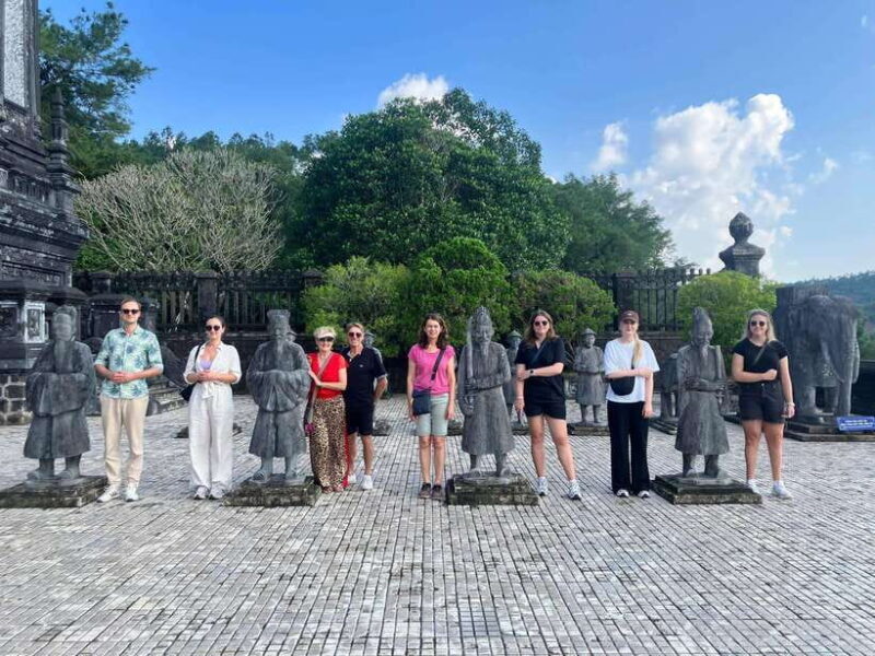 Hue Dragon Boat Tour: Perfume River, Royal Tombs & Pagoda - Discovering Thien Mu Pagoda