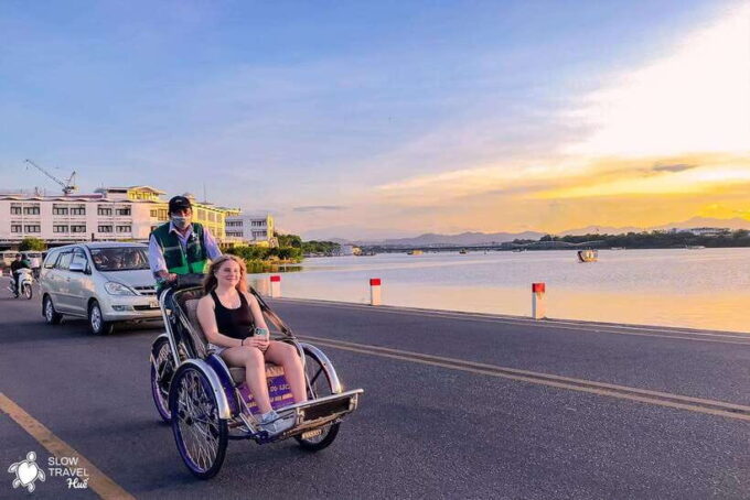 Hue Evening Foodie Cyclo Tour & Folk Music on Perfume River - Tour Inclusions