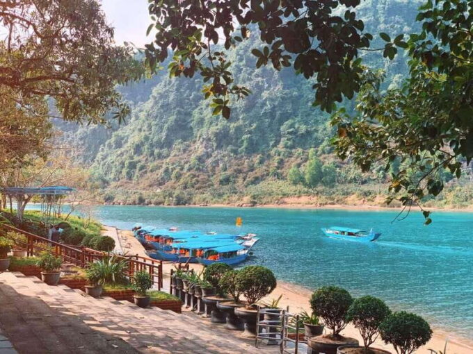 HUE: EXPLORE PARADISE CAVE - Since You Asked