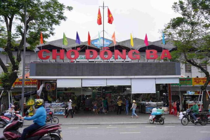 Hue: Food Walking Tour With Hotel Pickup and Local Guide - Cultural Immersion