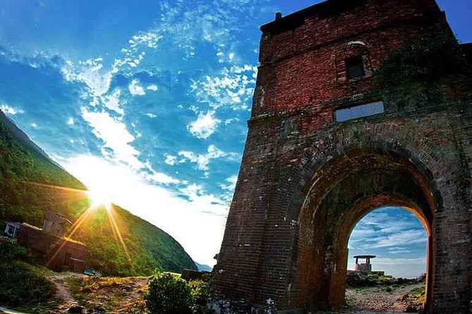 Hue-Golden Bridge-Hoi An/ Da Nang Car Transfer or Vice Versa - Included in the Transfer