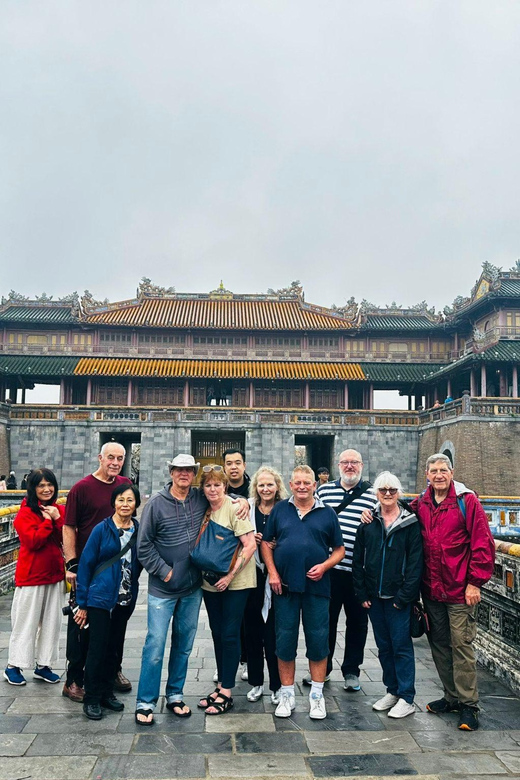 Hue Half Day Tour: Perfume River, Imperial Citadel, Market - Key Points