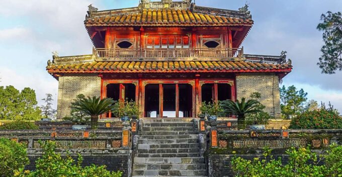 Hue: Hue Royal Tombs Tour Visit 3 Best Tombs of the Emperor - Thien Mu Pagoda
