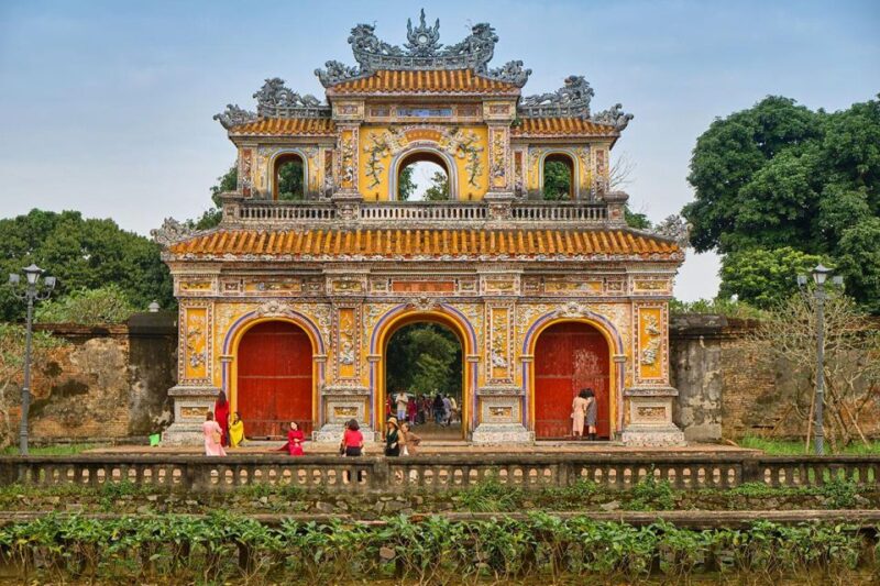Hue: Hue Walking Tour to Imperial Citadel With Tour Guide - Historical Significance