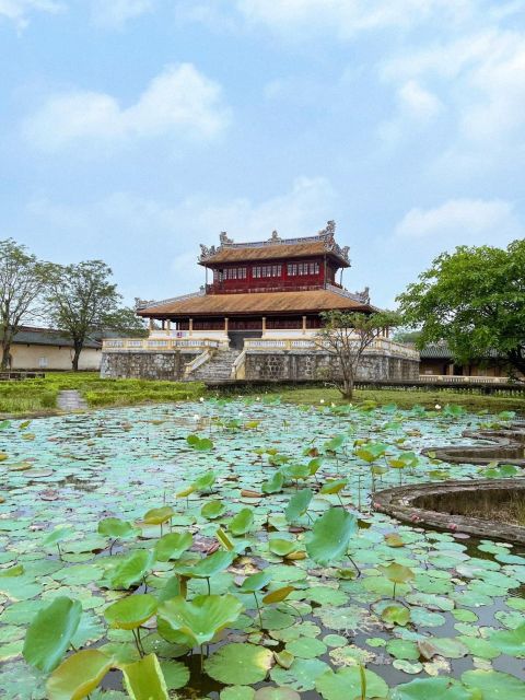 Hue: Hue Walking Tour to Imperial Citadel With Tour Guide - Traveler Perspectives