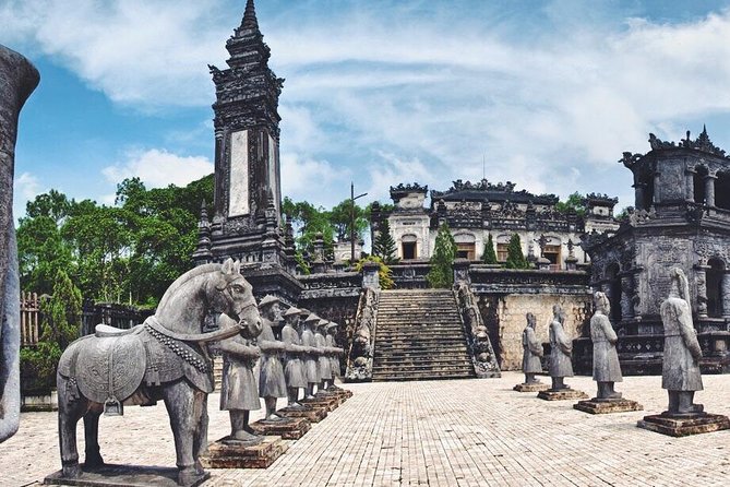 Hue Imperial City Highlights and Boat Trip: PRIVATE Full-Day Tour From Da Nang - Boat Trip on the Perfume River