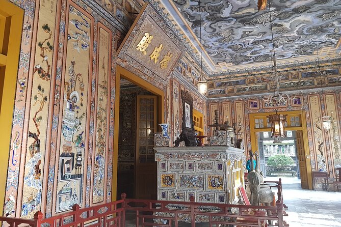 Hue Imperial City Private Tour With Royal Lunch - Hue Imperial City Highlights