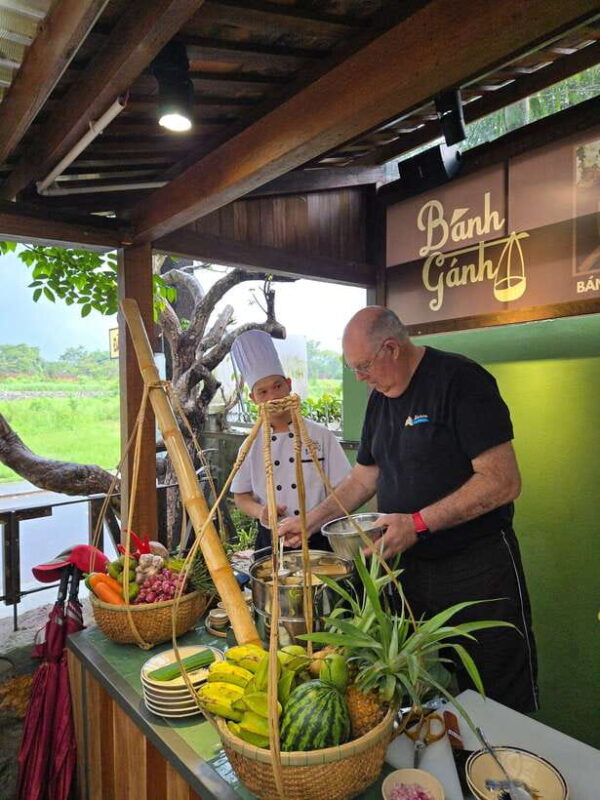 Hue: Market Tour and Cooking Class With Typical Dishes - Important Information