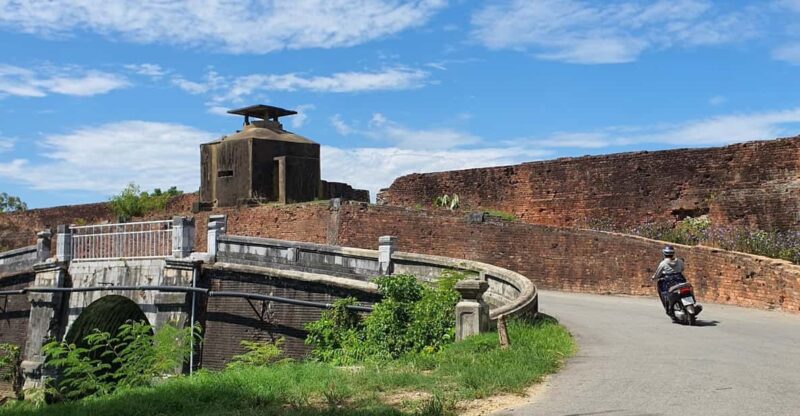 Hue: Motorbike Tour Into Citadel and Along Ngo Ha Canal - Itinerary Highlights
