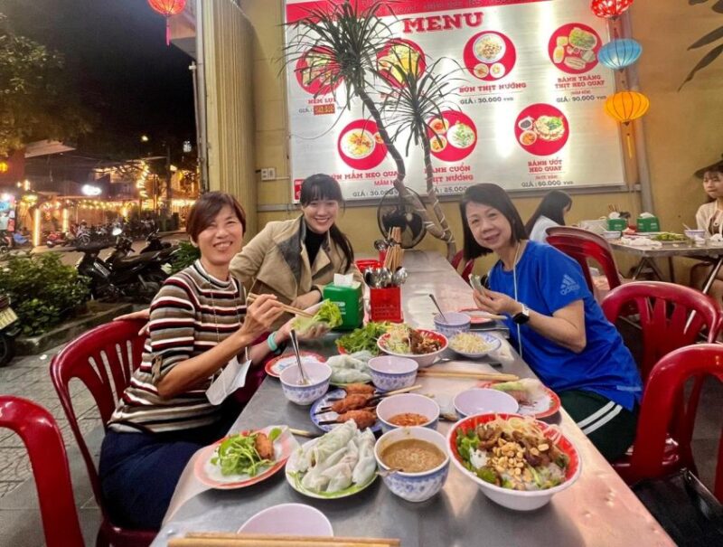Hue: Night Street Food Tour by Cyclo With a Local Guide - Key Points