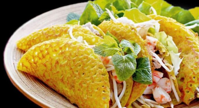 Hue : Night Street Food Tour With a Local Guide - Nem Lui and Banh Uot