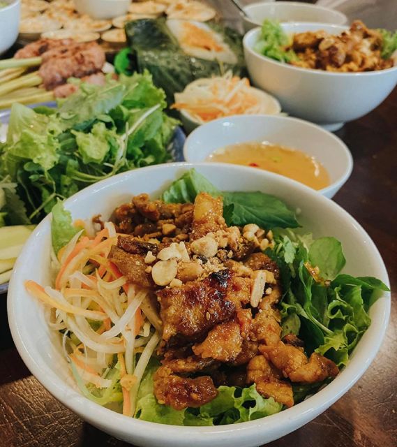 Hue : Night Street Food Tour With a Local Guide - Pricing and Booking