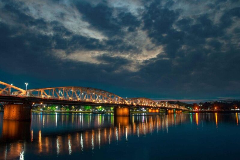 Hue: Night Walking and Photo Tour - Explore Hue by Night - Crossing Bridges and Viewing Landmarks