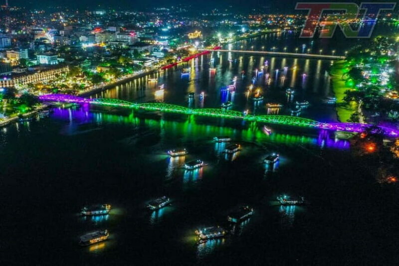 Hue: Perfume River Dinner Cruise with Traditional Show - What Travelers Say: The Pros and Cons