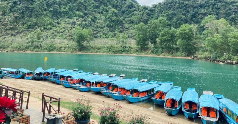 HUE - PHONG NHA CAVE GROUP TOUR ON ODD DAYS - Transportation and Amenities