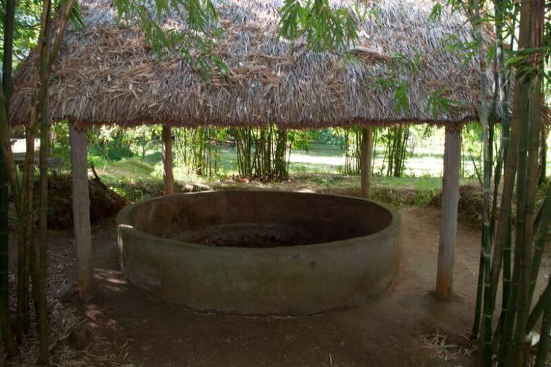 Hue: Private Car to DMZ With Vinh Moc Tunnels and More - Ben Hai River