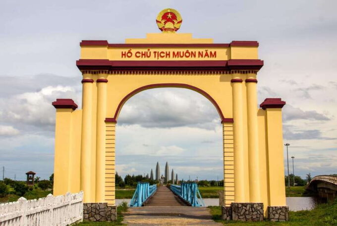 Hue: Private Car to DMZ With Vinh Moc Tunnels and More - Since You Asked