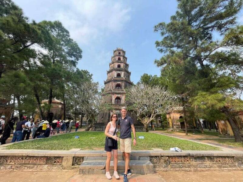 Hue: Private Tour to Hue Imperial With Tour Guide and More - Visiting Thien Mu Pagoda