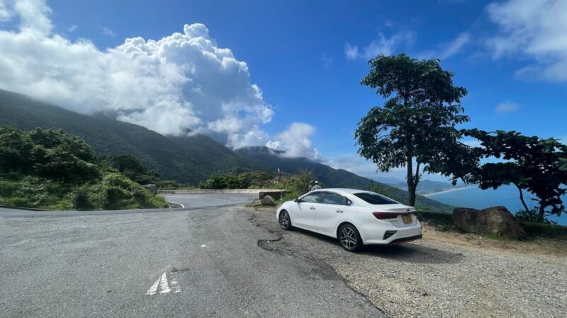 Hue: Private Transfer to Hoi An via Hai Van Pass - Vehicle and Accessibility