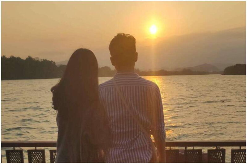 Hue: Romantic Sunset Cruise on Perfume River With Tea-Break - Relishing the Afternoon Tea