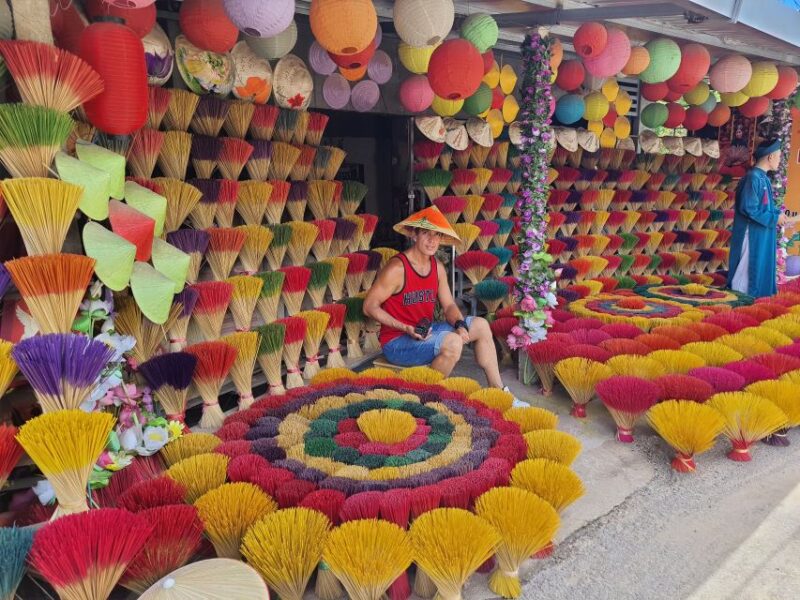 Hue Royal Tombs and Thien Mu Pagoda With Private Car - Visiting Khai Dinh Tomb
