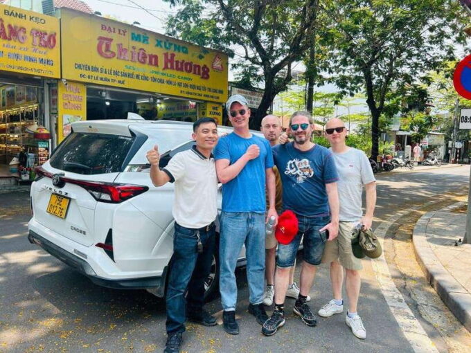 Hue: Royal Tombs & Pagoda Tour By Dragon Boat & Private Car - Customer Feedback and Recommendations
