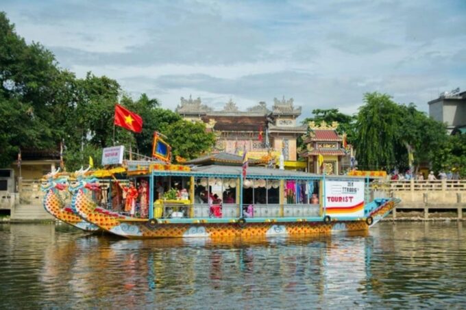 Hue : Royal Tombs- Thien Mu Pagoda- Dragon Boat Private Tour - Tour Inclusions