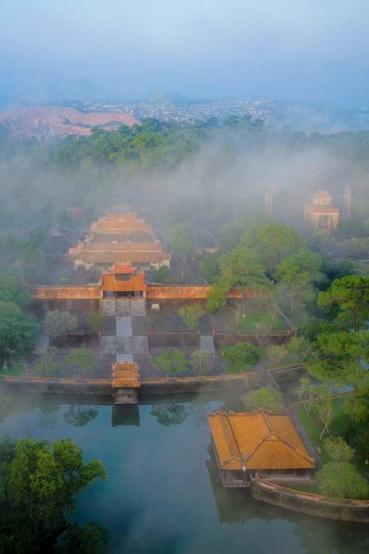 Hue Royal Tombs Tour: Khai Dinh and Tu Duc Mausoleum - Tu Duc Mausoleum