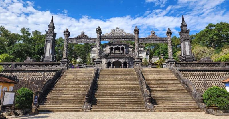 Hue Royal Tombs Tour: Khai Dinh and Tu Duc Mausoleum - Architectural Styles