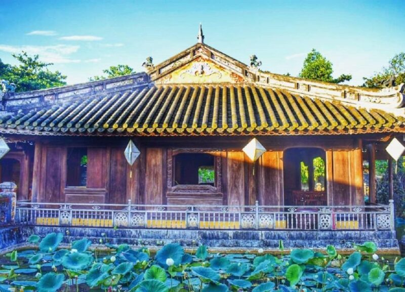 Hue Royal Tombs Tour: Visit Best Tombs of Kings With Guide - Transportation and Pickup